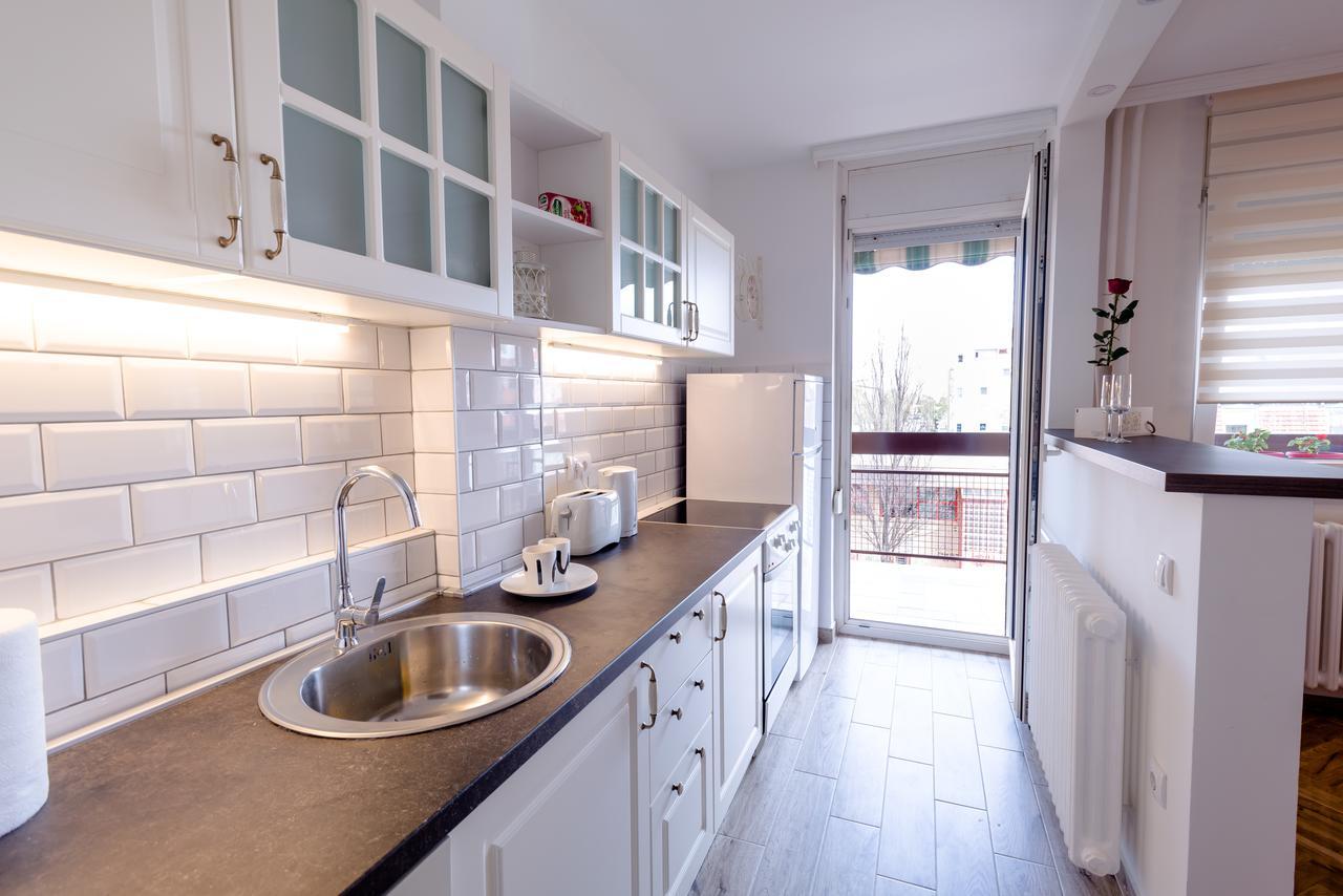 Apartman Arte Nowy Sad Zewnętrze zdjęcie
